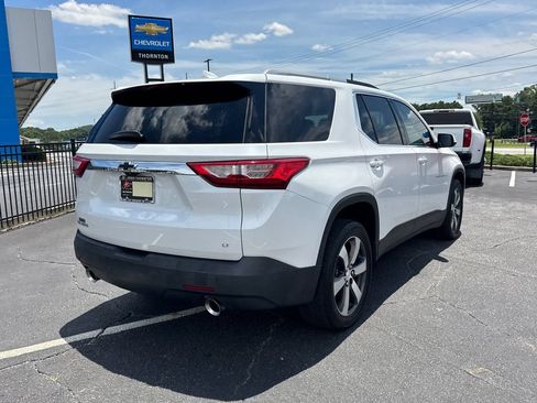 Used 2018 Chevrolet Traverse LT FWD image 6