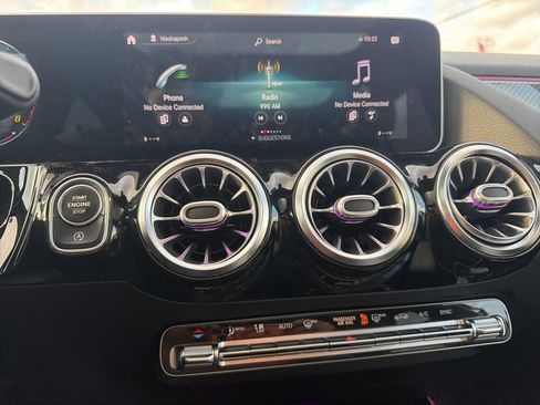 Used 2021 Mercedes-Benz GLA 250 GLA 250 image 21