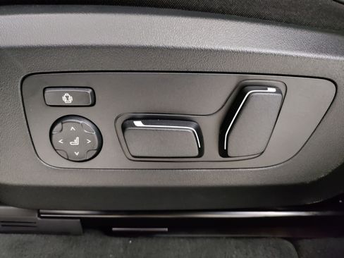 Used 2026 BMW X3 xDrive30i w/ Premium Package AWD/4WD image 13