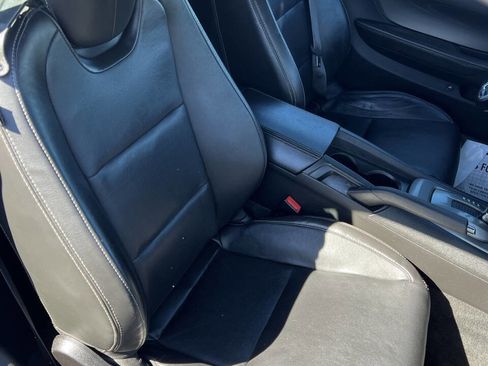 Used 2015 Chevrolet Camaro SS image 9