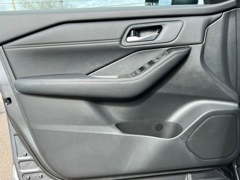 New 2026 Nissan Rogue SV image 14