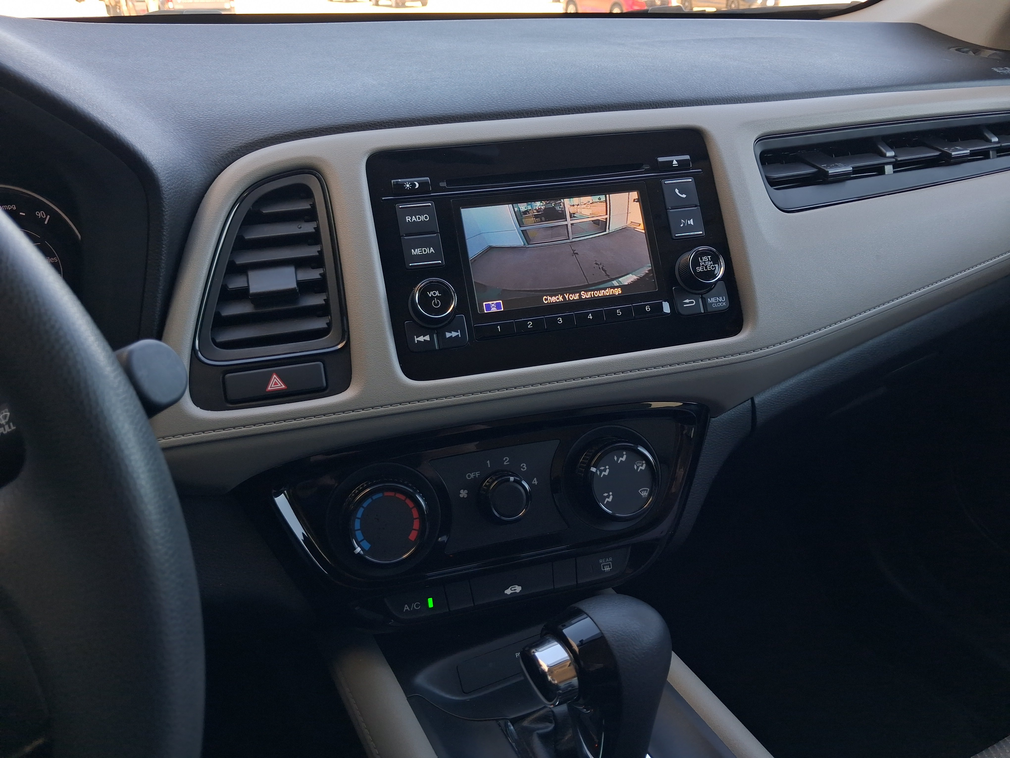 Used 2020 Honda HR-V LX image 13