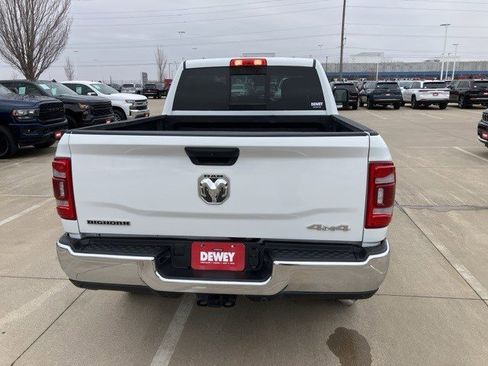 Used 2024 RAM 2500 Big Horn w/ Safety Group image 7
