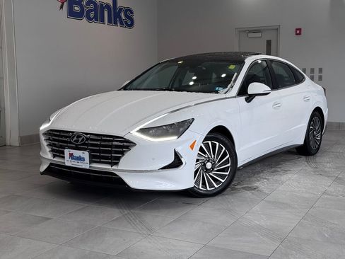 Used 2023 Hyundai Sonata Limited image 2