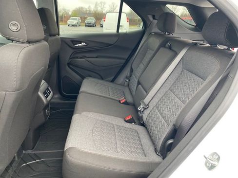 Certified 2024 Chevrolet Equinox LT AWD/4WD image 17