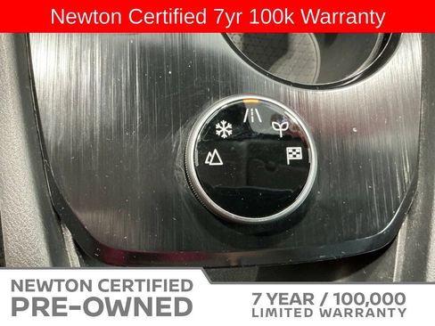 Used 2023 Nissan Rogue SV AWD/4WD image 10