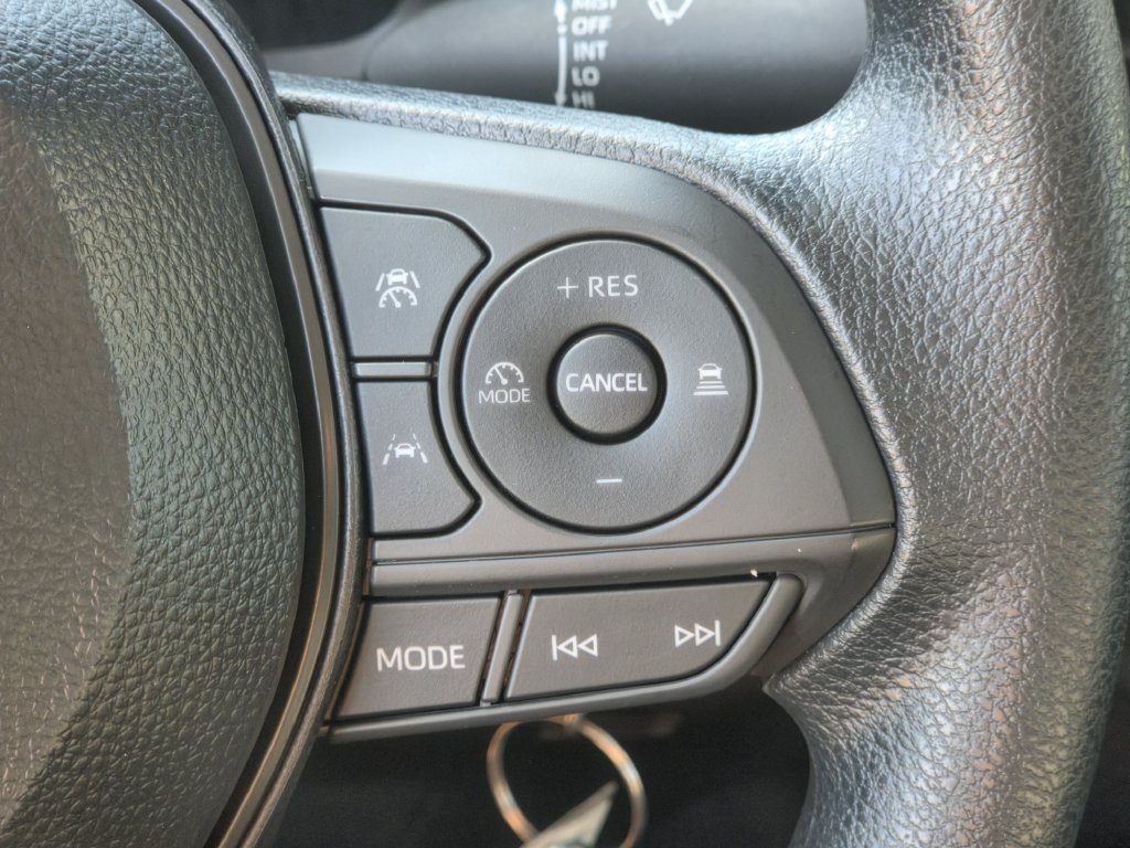 Used 2026 Toyota Corolla LE FWD image 23