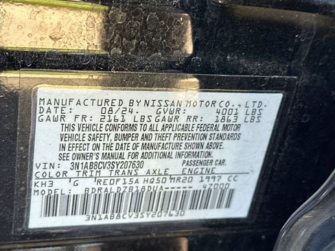 Used 2025 Nissan Sentra SV FWD image 27