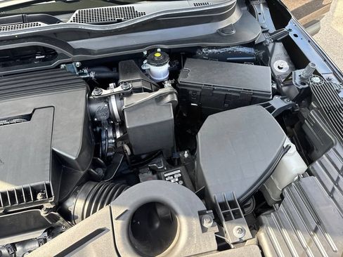 Used 2025 Honda Pilot TrailSport image 23
