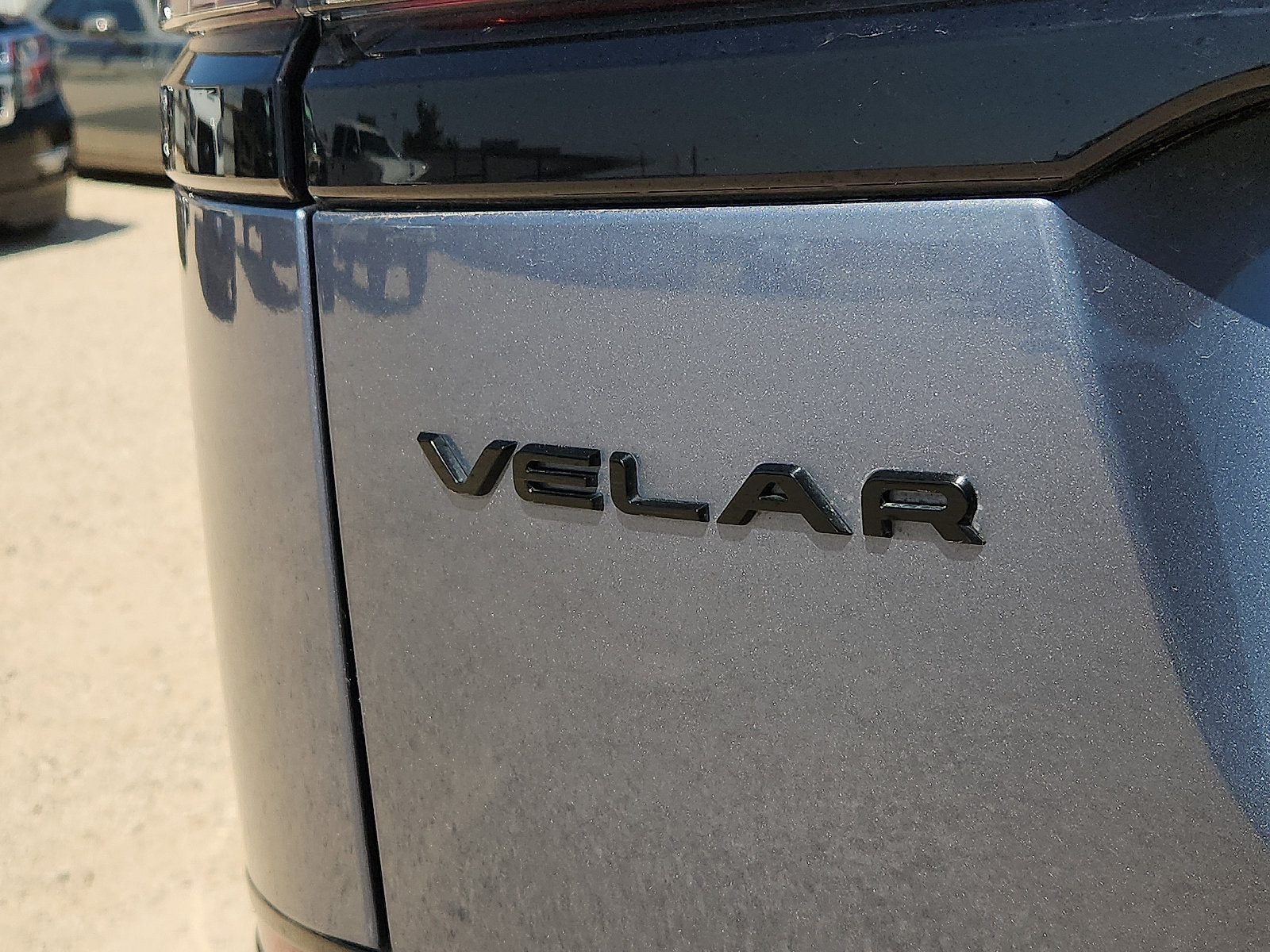 Used 2023 Land Rover Range Rover Velar R-Dynamic S AWD/4WD image 8