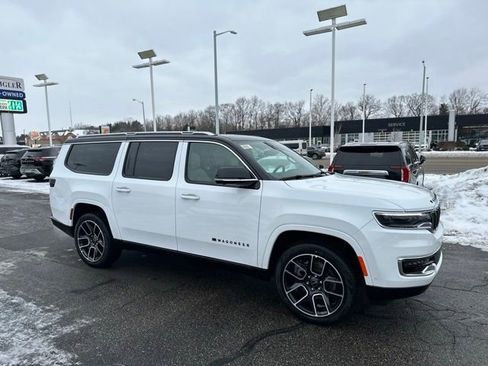 New 2025 Jeep Wagoneer L Series III w/ Quick Order Package 25C Super image 4