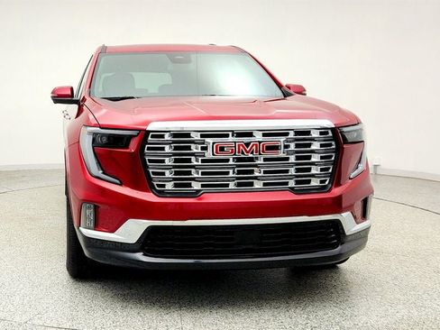 Used 2025 GMC Acadia Denali FWD image 2