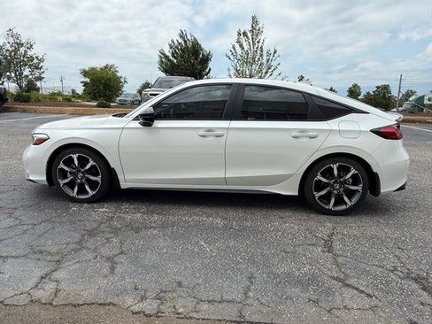 Used 2025 Honda Civic Sport Touring image 6