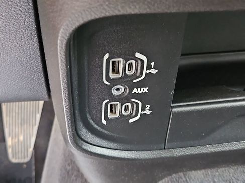 Used 2024 RAM 2500 Big Horn image 31