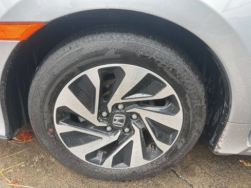 Used 2018 Honda Civic LX image 15