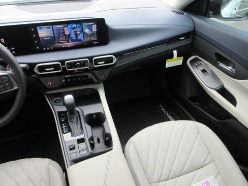 New 2026 Nissan Sentra SL w/ Floor Mat Package FWD image 12