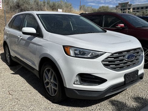 Used 2021 Ford Edge SEL w/ Convenience Package AWD/4WD image 2
