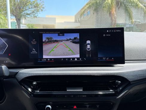 Certified 2025 BMW i4 eDrive40 w/ M Sport Package RWD image 31