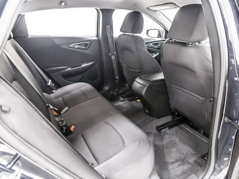 Used 2022 Chevrolet Malibu LS FWD image 35