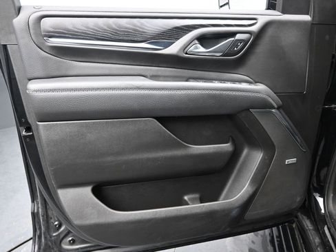 Used 2021 GMC Yukon XL Denali w/ Advanced Technology Package image 29