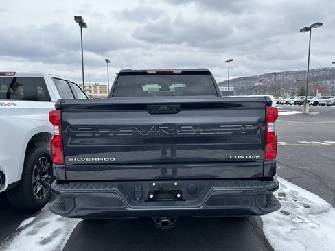 Used 2023 Chevrolet Silverado 1500 Custom image 5