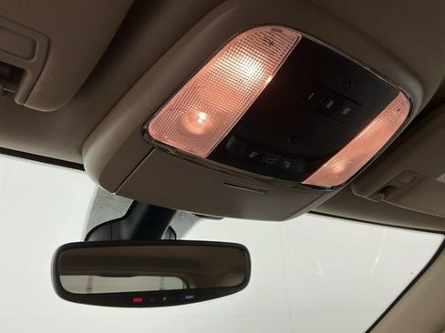 Used 2018 Jeep Grand Cherokee Limited image 21