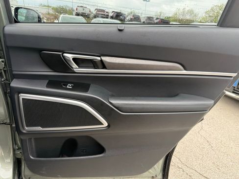 Used 2025 Kia Telluride EX X-Line image 15