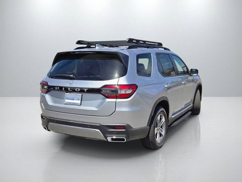 New 2026 Honda Pilot EX-L image 4