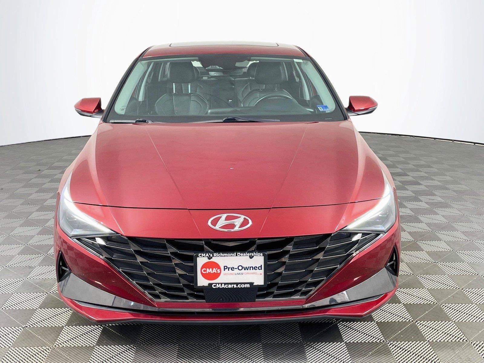 Used 2023 Hyundai Elantra Limited FWD image 2