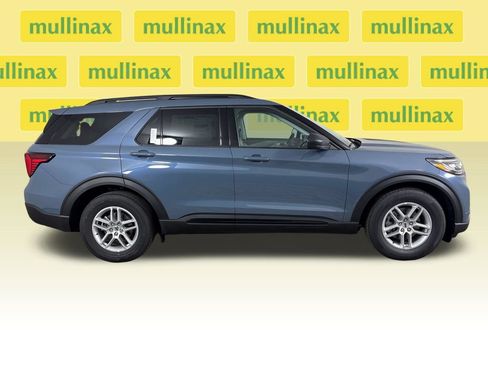 New 2026 Ford Explorer Active w/ Active Comfort Package RWD image 2