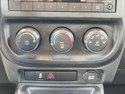 Used 2014 Jeep Compass Sport w/ Power Value Group AWD/4WD image 43