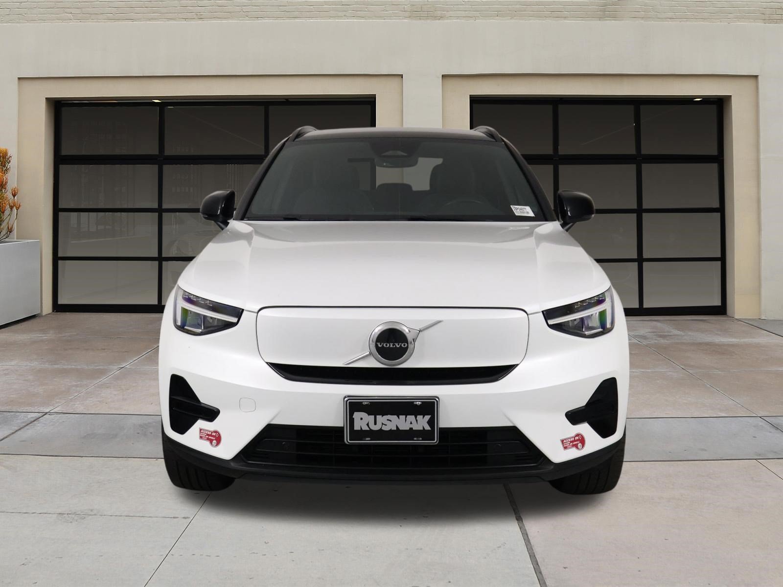 Certified 2023 Volvo XC40 Recharge Core AWD/4WD image 6