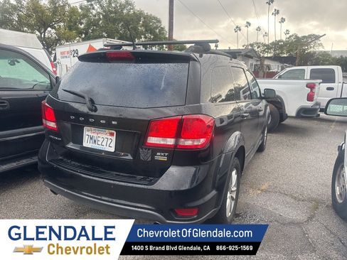 Used 2016 Dodge Journey SXT w/ Comfort/Convenience Group image 5