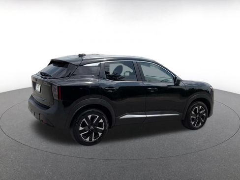 Used 2026 Nissan Kicks SV w/ Cold Weather Package AWD/4WD image 15