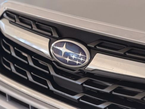 Used 2018 Subaru Forester 2.5i Premium AWD/4WD image 9
