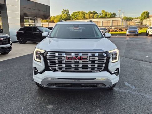 New 2027 GMC Terrain Denali w/ LPO, Floor Liner Package AWD/4WD image 2