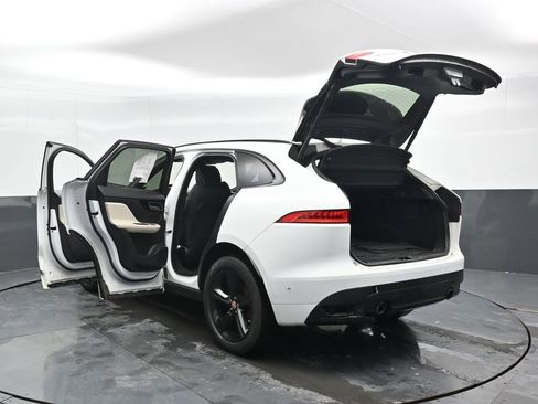 Used 2017 Jaguar F-PACE R-Sport image 53