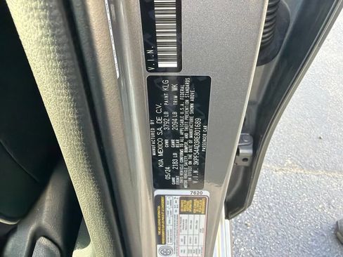 Used 2024 Kia Forte GT-Line FWD image 5