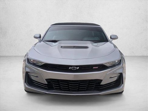 Used 2020 Chevrolet Camaro SS RWD image 2