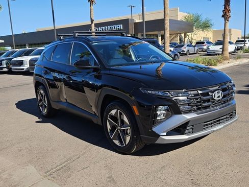 Certified 2025 Hyundai Tucson SEL image 3