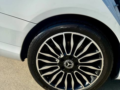 Used 2015 Mercedes-Benz C 300 4MATIC Sedan image 28