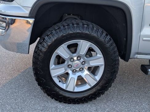 Used 2016 GMC Sierra 1500 SLE w/ SLE Value Package image 4