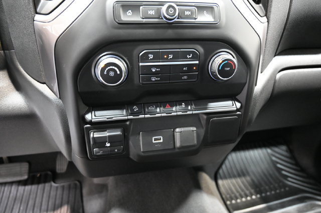 Used 2019 Chevrolet Silverado 1500 Custom Trail Boss w/ Custom Convenience Package AWD/4WD image 18