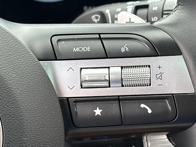 Certified 2025 Hyundai Tucson SEL AWD/4WD image 19