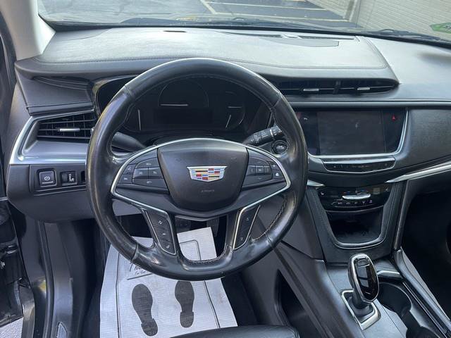 Used 2019 Cadillac XT5 Luxury AWD/4WD image 13