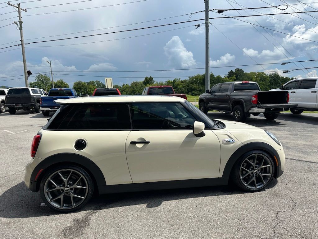 Used 2020 MINI Cooper S FWD image 9