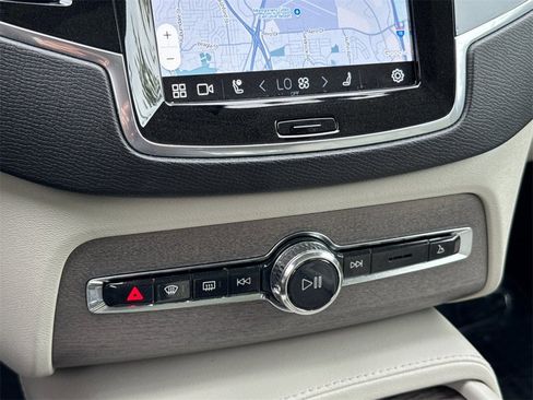 Certified 2023 Volvo XC90 B6 Plus w/ Protection Package Premier image 21
