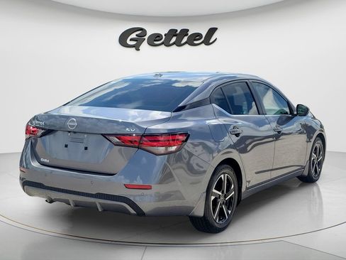 Used 2024 Nissan Sentra SV FWD image 5
