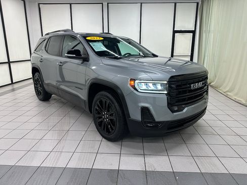 Used 2023 GMC Acadia SLE w/ Driver Convenience Package FWD image 2