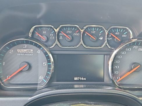 Used 2018 GMC Sierra 1500 SLT w/ All Terrain X Package image 10